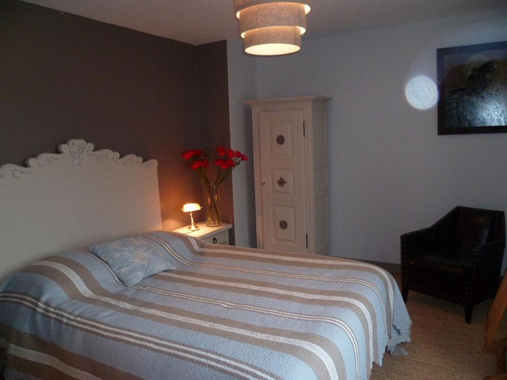 La Tonnelle Fleurie Chambres D'Hotes Sainte-Soulle Extérieur photo