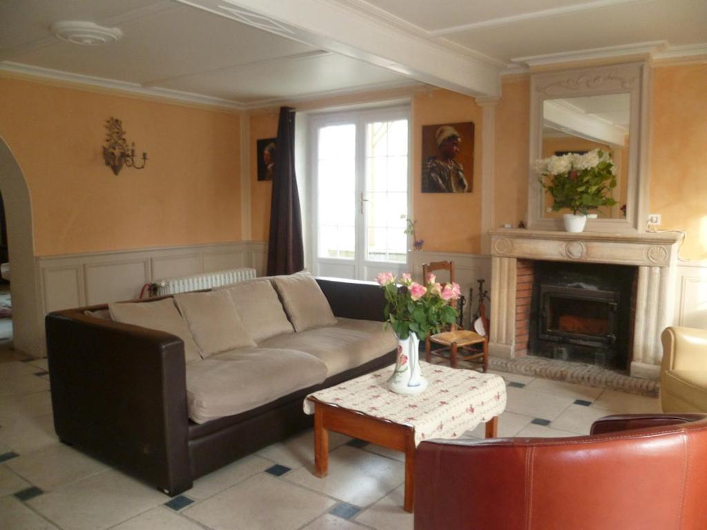 La Tonnelle Fleurie Chambres D'Hotes Sainte-Soulle Extérieur photo
